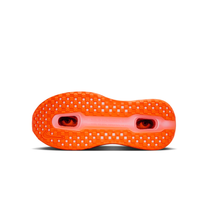 Buty do biegania Nike Vomero Premium x Melitta Baumeister "Total Orange & Orange Chalk" | Kobiety | Bieganie | 02 | SPORTSHOWROOM