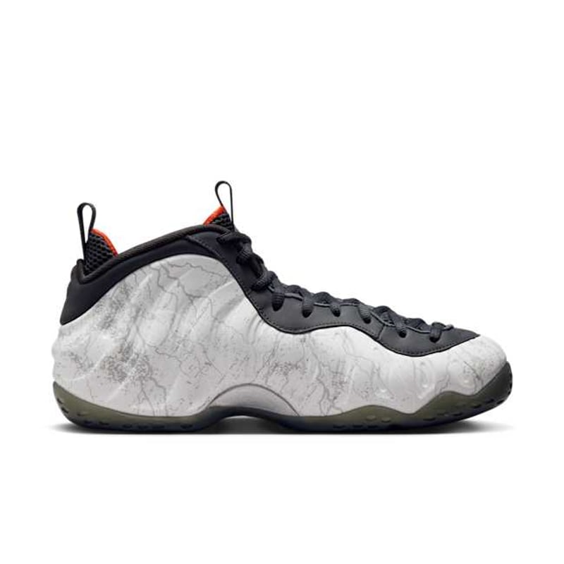 Nike Air Foamposite One x Tekken 8 HF6367-001 03