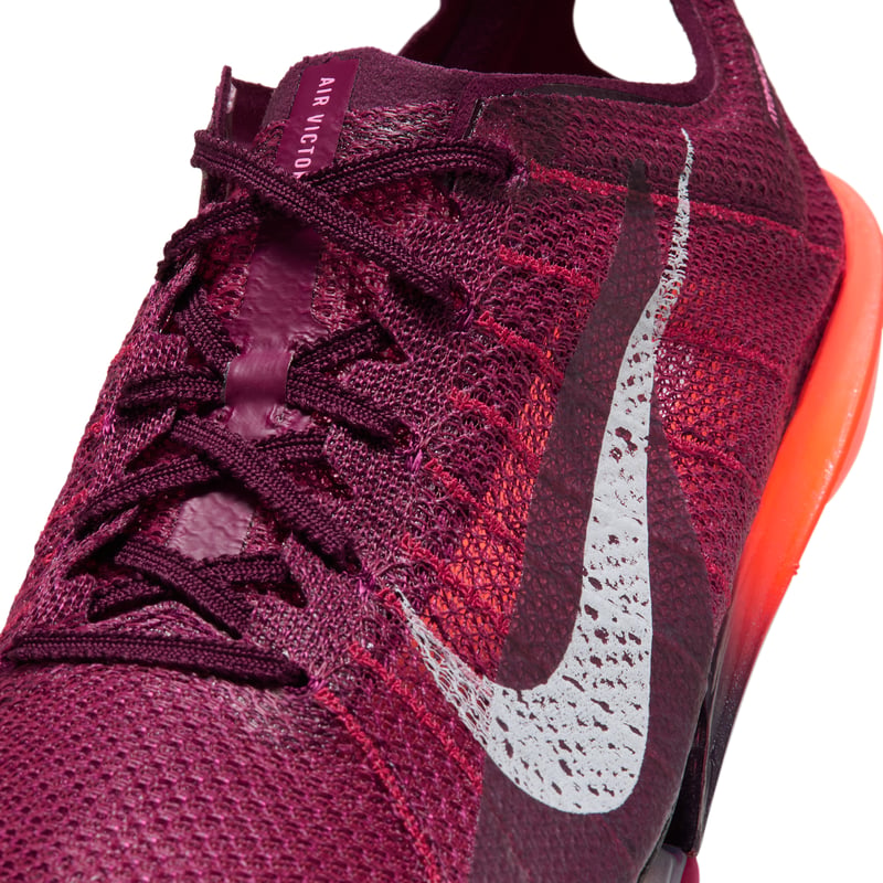 Nike Victory 2 Leichtathletik-Spikes "Bordeaux & Bright Crimson" | Herren | Leichtathletik | 08 | SPORTSHOWROOM