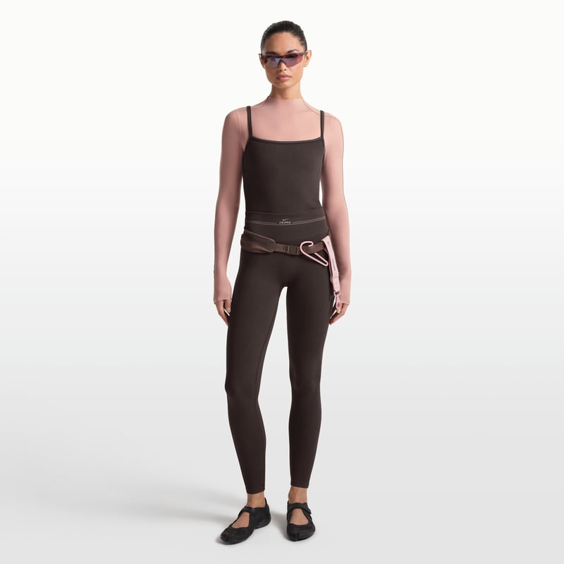 NikeSKIMS Ribbed Seamless IU8299-249 01