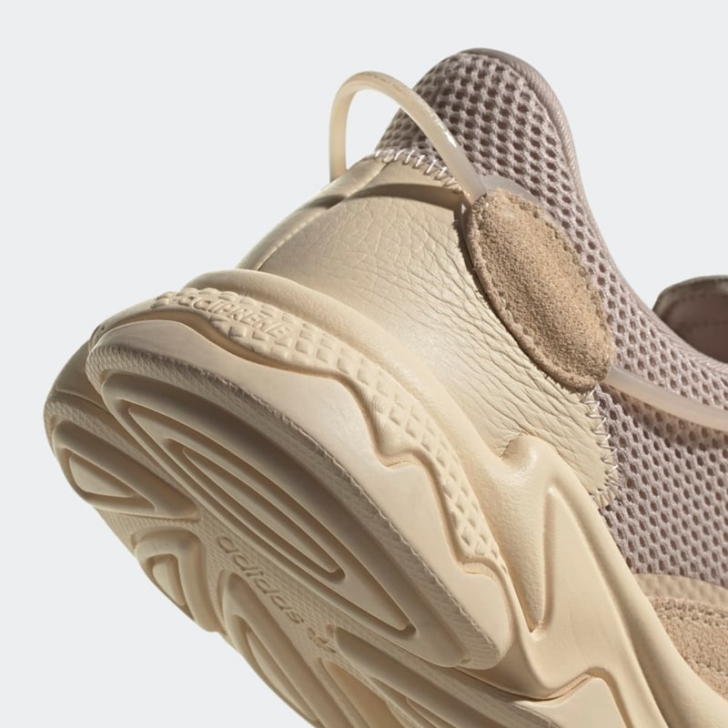 adidas Ozweego