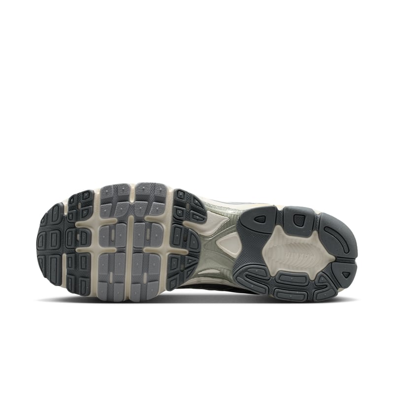 Nike Air Max Moto 2K IQ7592-077 02