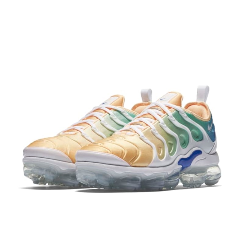 Nike Air VaporMax Plus AO4550-100 05