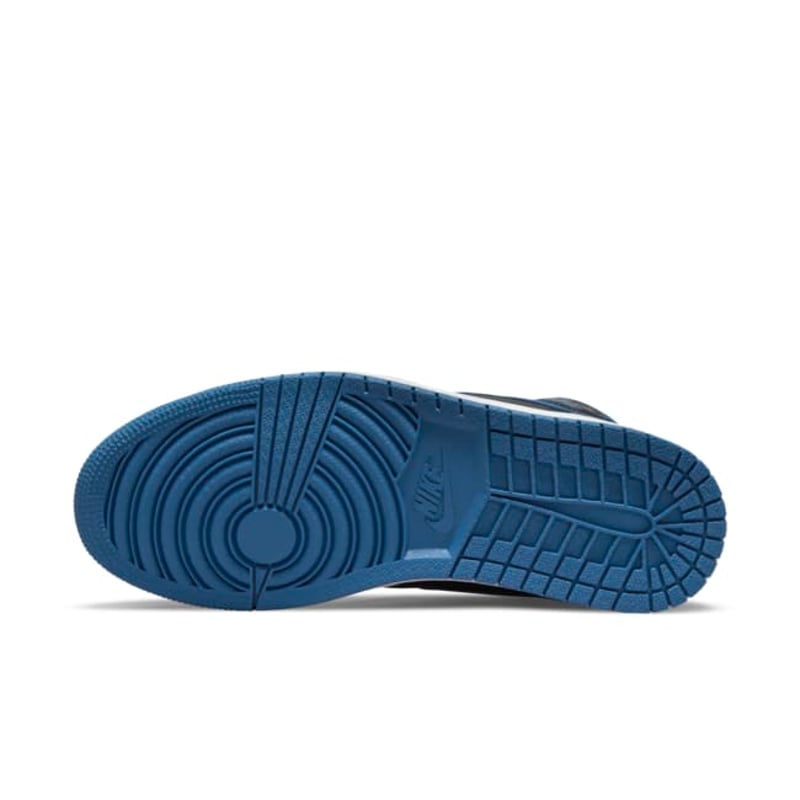 Jordan 1 Retro High OG 555088-404 02
