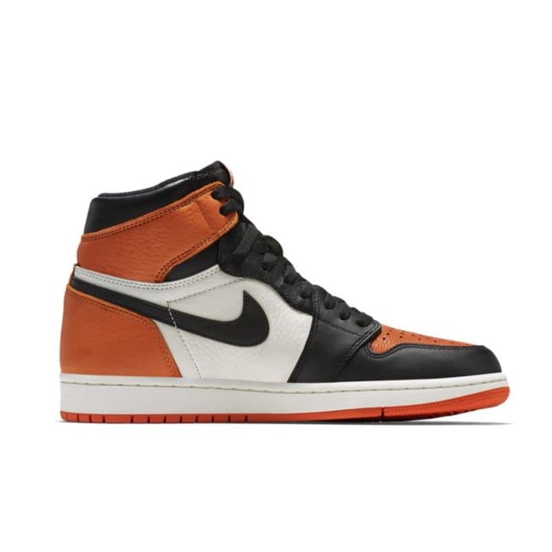 Jordan 1 Retro High OG 555088-005 03