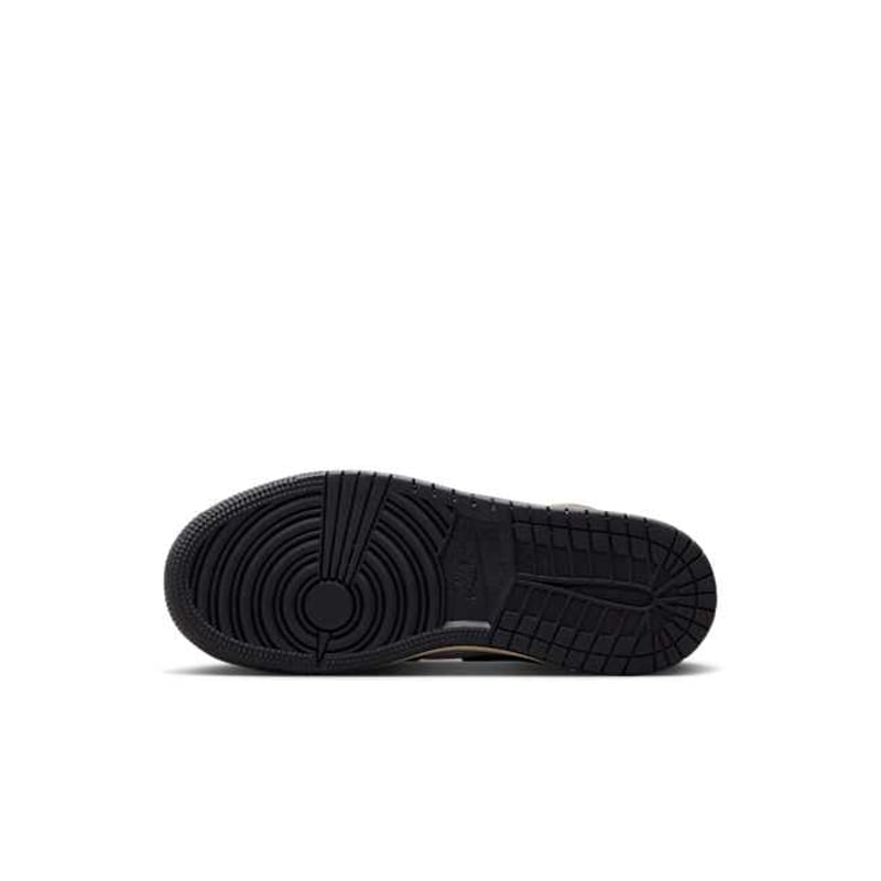 Jordan 1 Mid SE HQ2014-100 02
