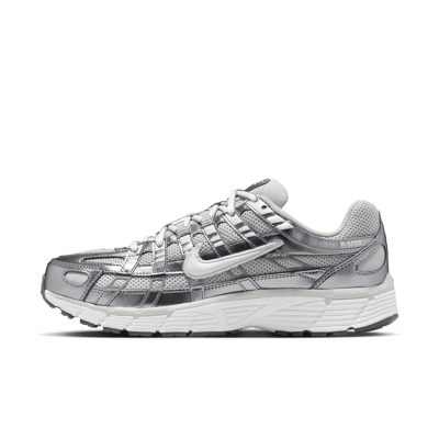 Nike P-6000 sneakers "Grey Fog & Metallic Cool Grey" | Dame | Sportstyle | 00 | SPORTSHOWROOM
