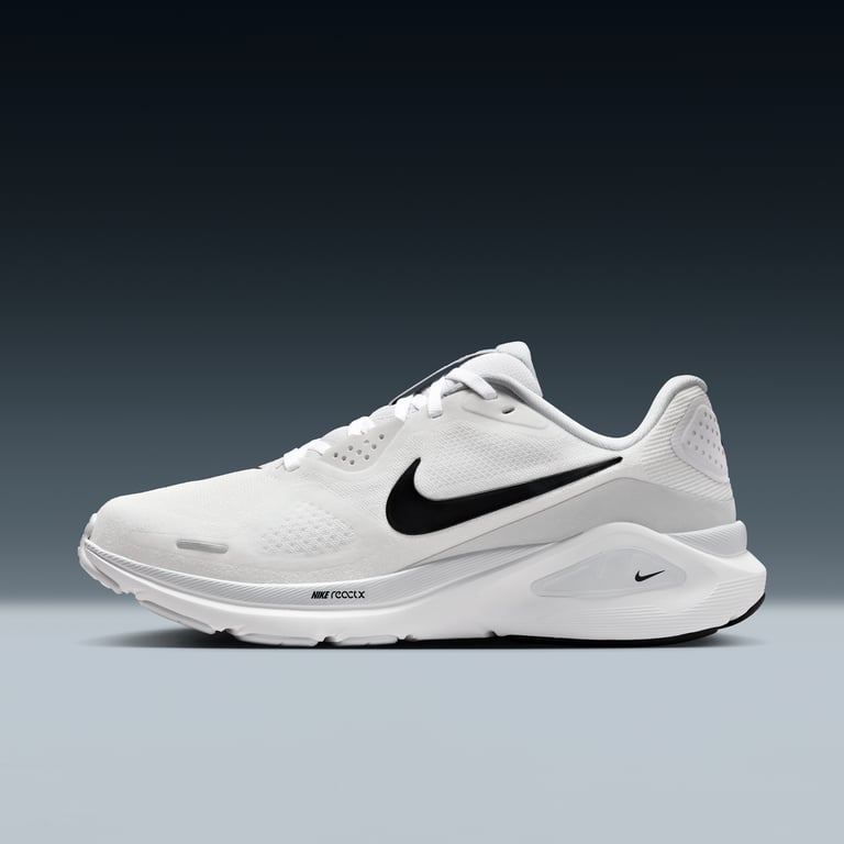 Nike Structure 26