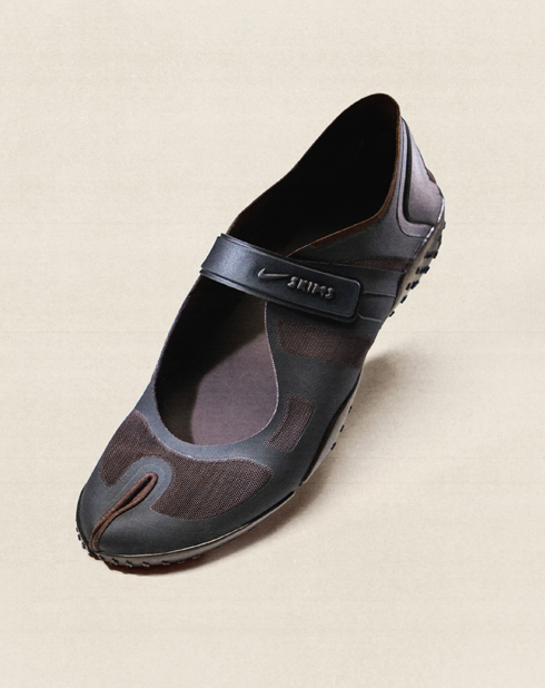 NikeSKIMS Rift Mesh IO7694-200