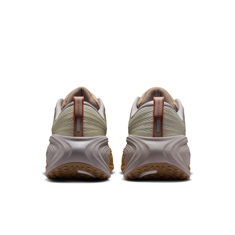 Buty do biegania Nike Vomero Plus "Cheat Day" | Mezczyzni | Bieganie | 06 | SPORTSHOWROOM