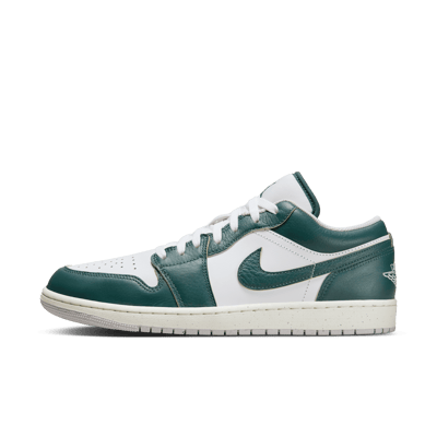 Jordan 1 Low SE FQ7687-300