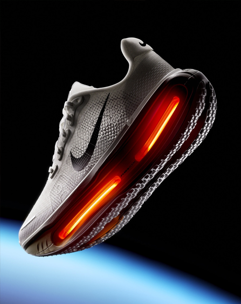 Nike Vomero Premium IQ4035-100