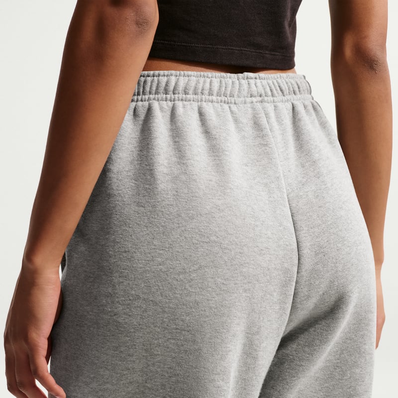 Nike Studio Fleece Medium Weight High-Rise Oversized Cuffed Bukse "Dark Grey Heather & Sail" | Dame | | 02 | SPORTSHOWROOM