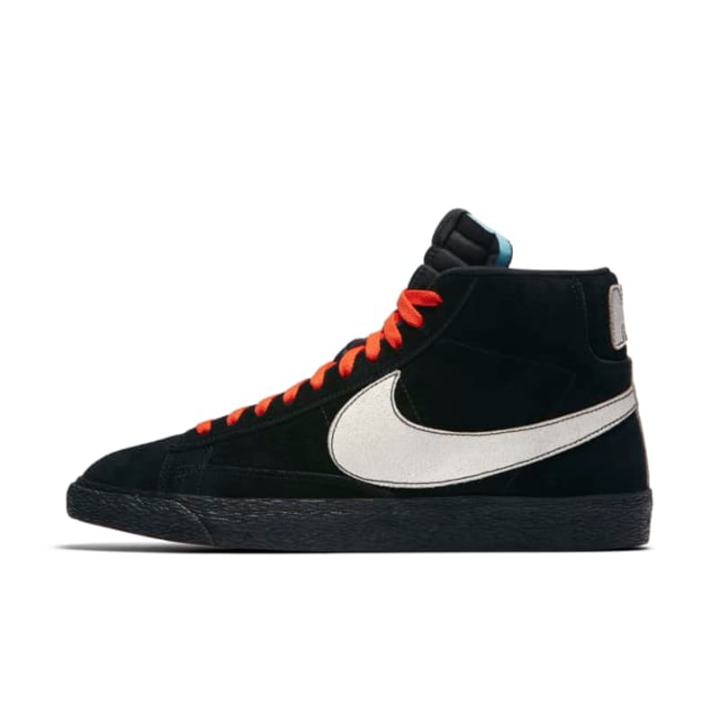 Nike Blazer Mid AT9978-001 01
