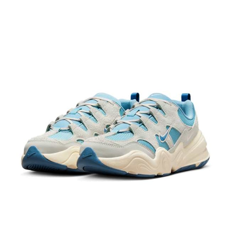 Nike Tech Hera DR9761-402 05
