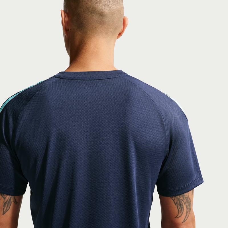Nike Strike Dri-FIT IF1461-410 02