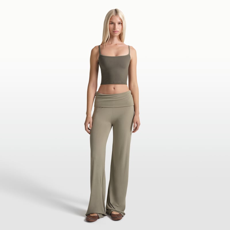 NikeSKIMS Ribbed Seamless Cami IU8297-279 04