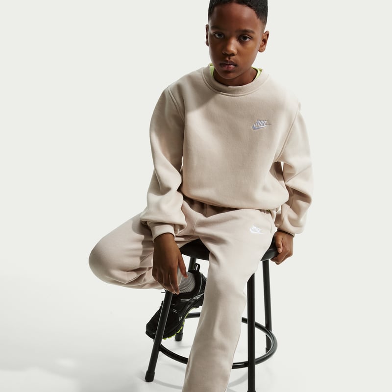 Nike Club Fleece FD3008-236 04