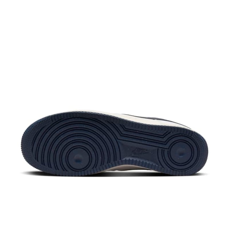 Nike Air Force 1 '07 HF4298-100 02