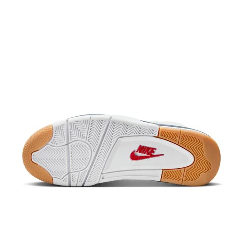 Jordan 4 x Nike SB DR5415-100 02