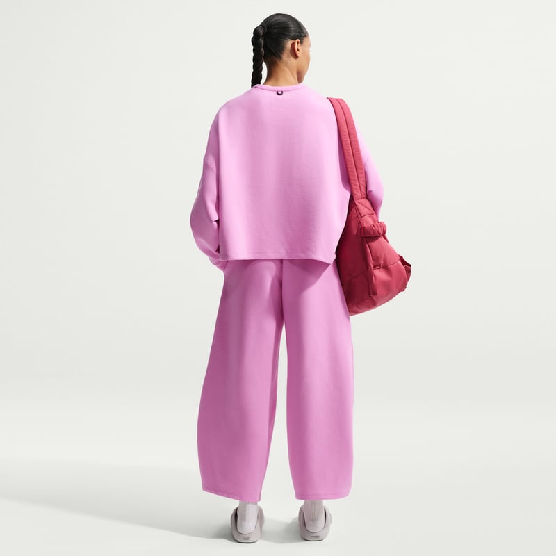 Nike 24.7 ImpossiblySoft Dri-FIT Oversized Crew HQ8193-503 05