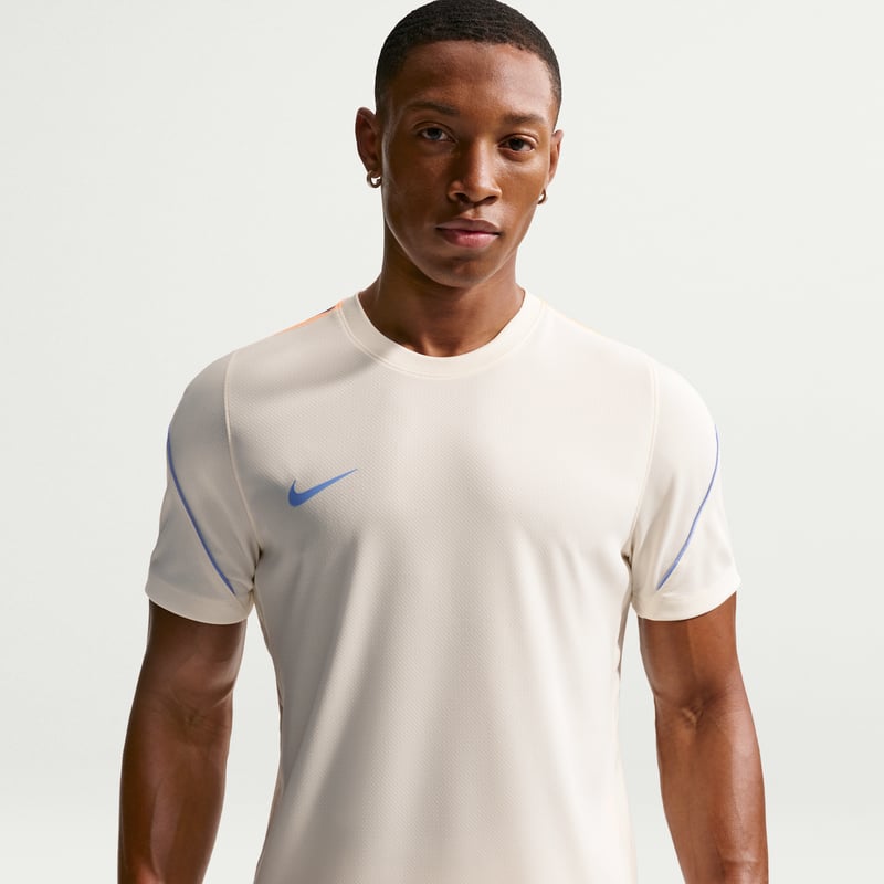Nike Strike Dri-FIT IF1461-110 01