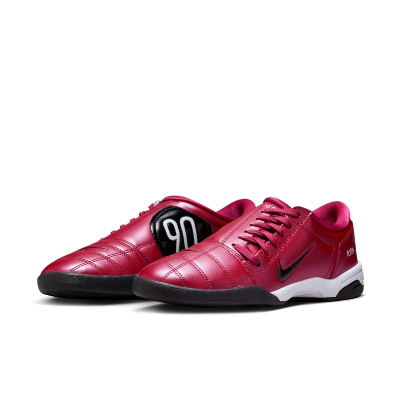 Nike Total 90 IM7595-600 05