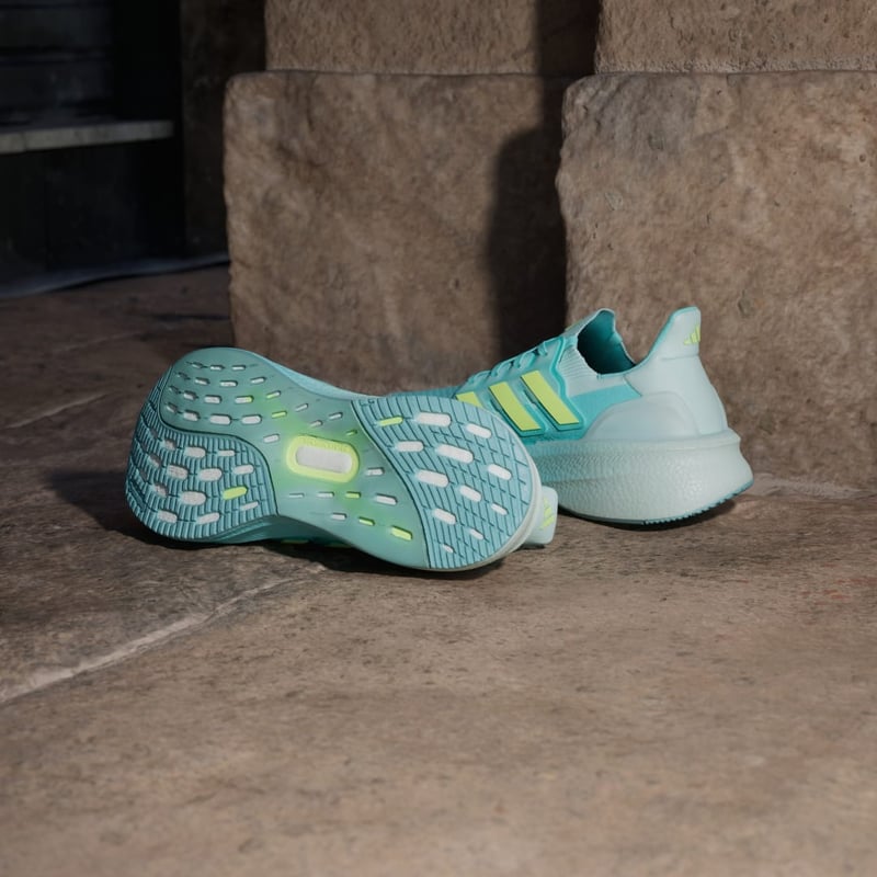 adidas Ultraboost 5 JQ2911 03