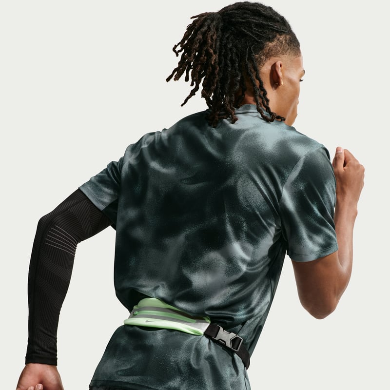 Camiseta Nike Miler Dri-FIT "Black" | Hombre | Correr | 03 | SPORTSHOWROOM