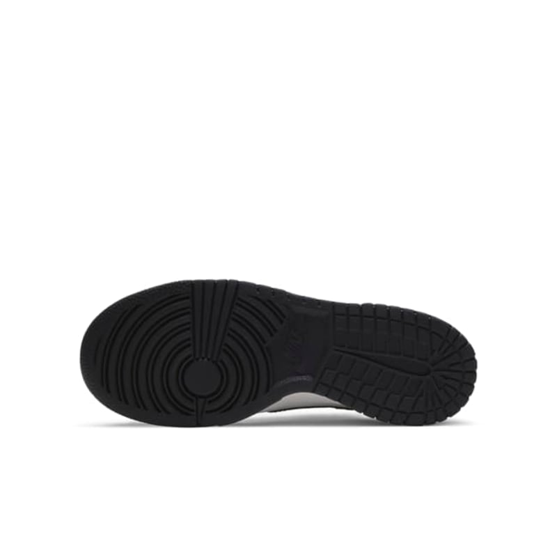 Nike Dunk Low CW1590-100 02