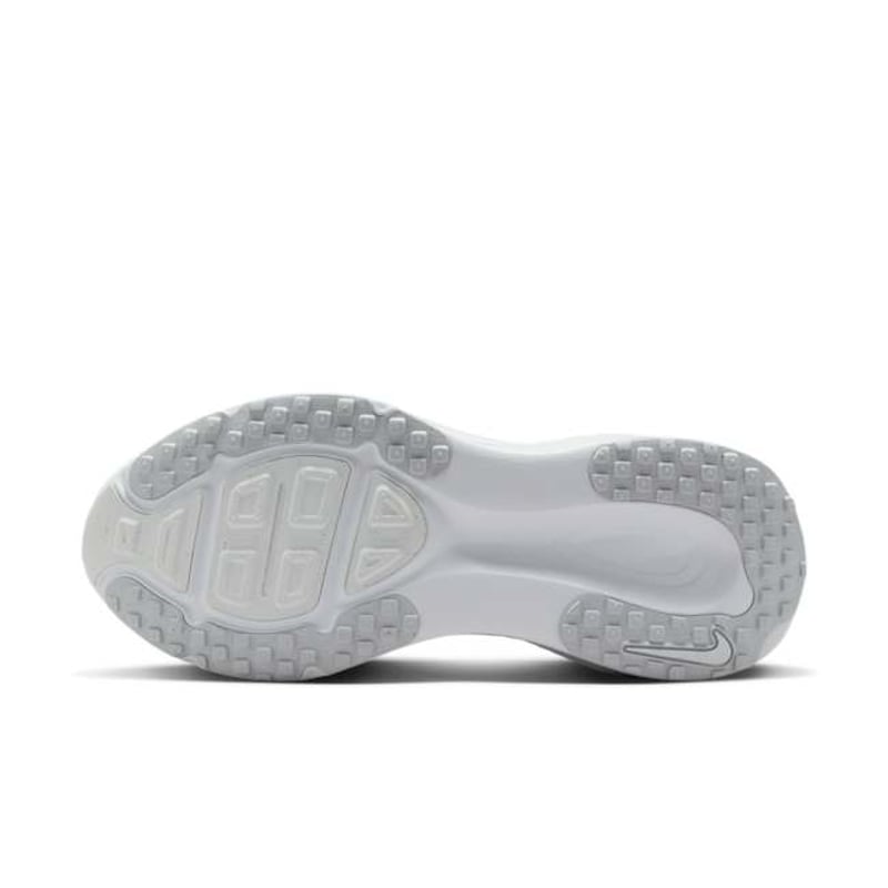 Nike Vomero 18 HM6804-104 02