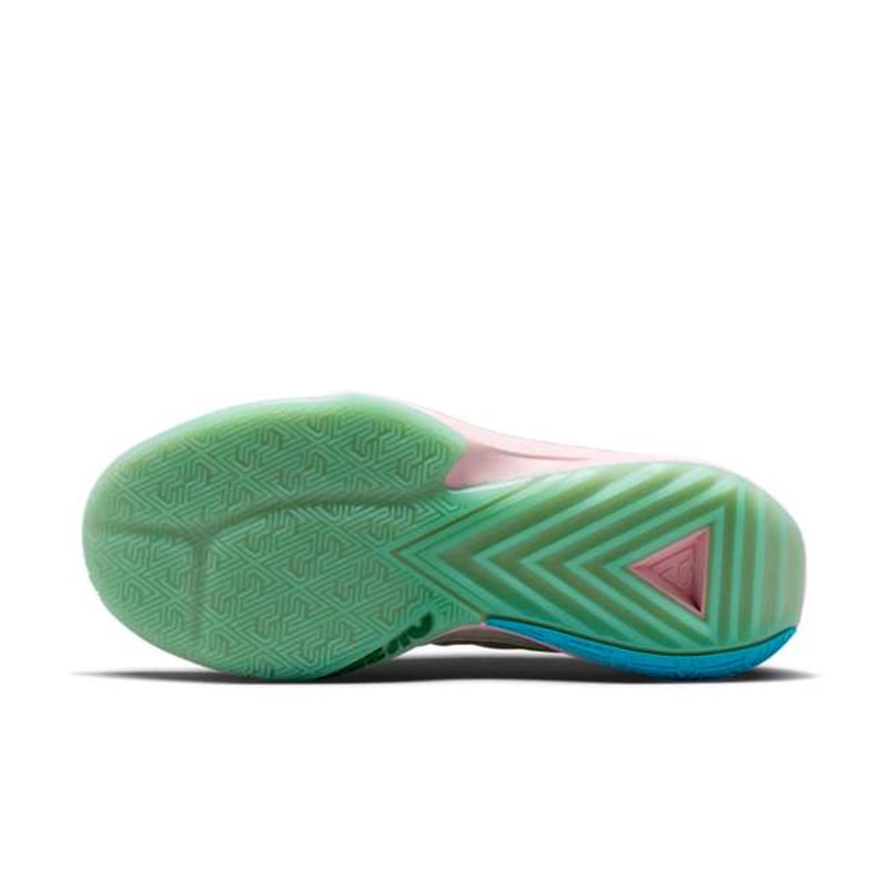 Nike Giannis Freak 5 DX4996-100 02