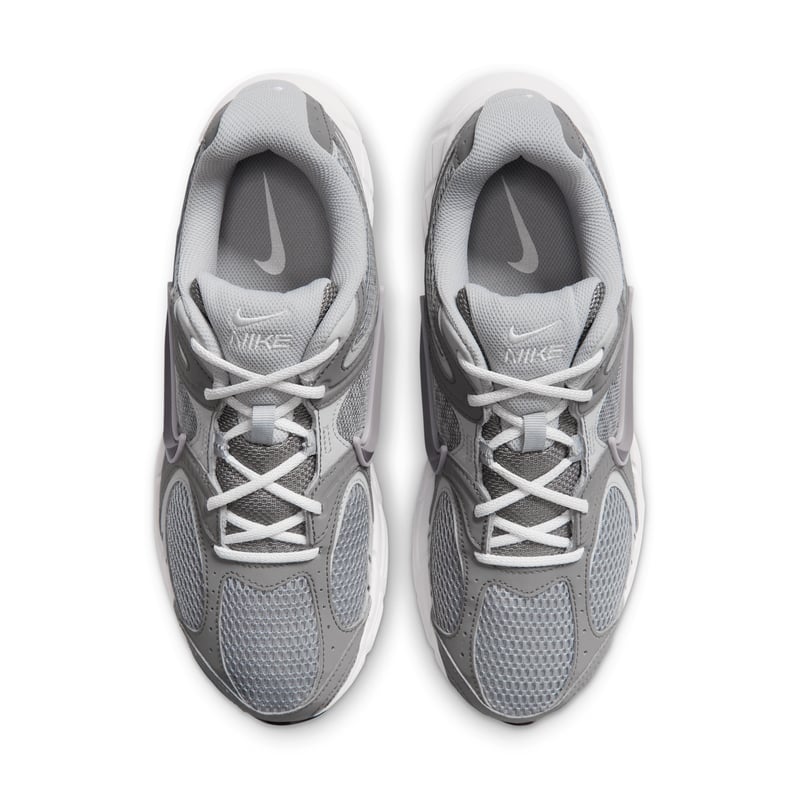 Sneakersy Nike V5 RNR "Particle Grey & Flat Pewter" | Mezczyzni | Sportstyle | 04 | SPORTSHOWROOM