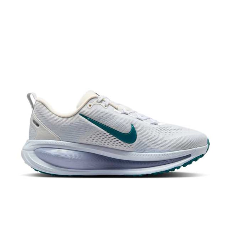 Nike Vomero 18 HM6804-103 03