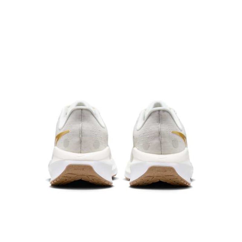 Nike Vomero 17 FB8502-006 06
