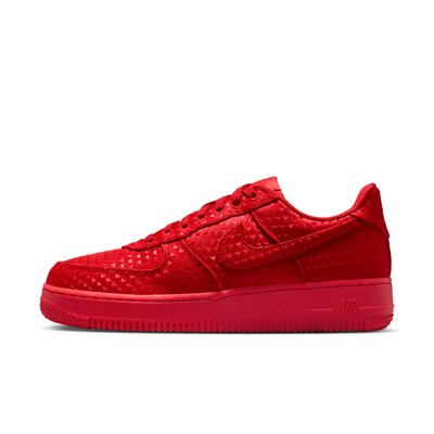Superge Nike Air Force 1 '07 SE "Valentine's Day" | Ženske | Sportstyle | 01 | SPORTSHOWROOM