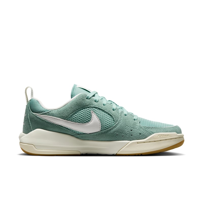 Jordan CMFT Era HJ6778-002 03