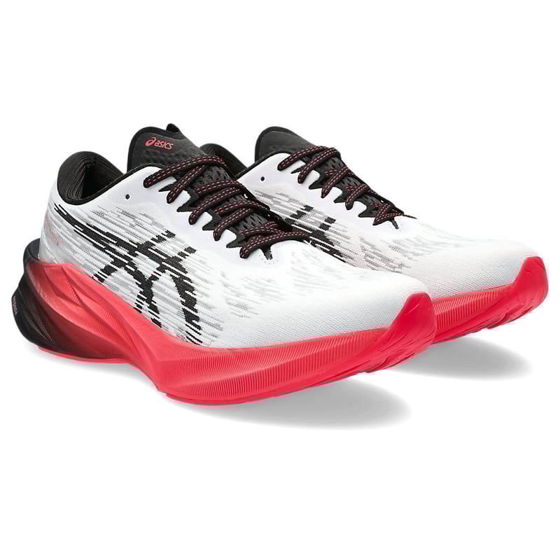 ASICS Novablast 3 1011B458-104 02