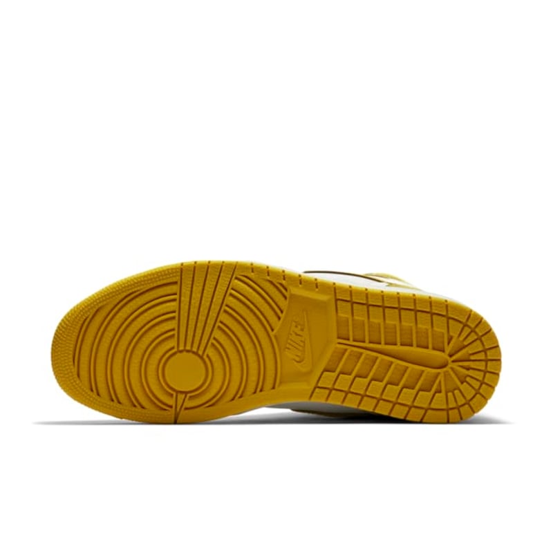 Jordan 1 Retro High OG 555088-109 02