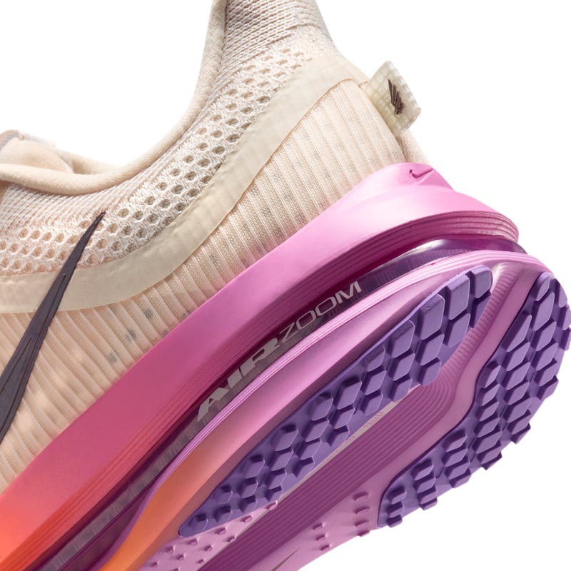 Nike Pegasus Premium HQ2593-113 08