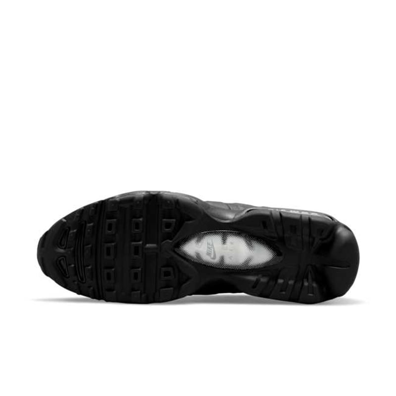 Nike Air Max 95 Ultra DM2815-001 02