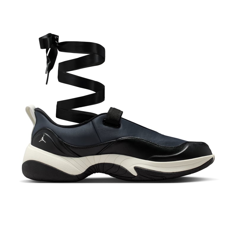 Jordan Pointe IB8597-001 03