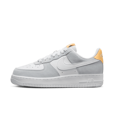 NEW Men's Nike Air Force 1 '07 LV8 Wolf Grey Kumquat DR0155-001 Shoes CARBON