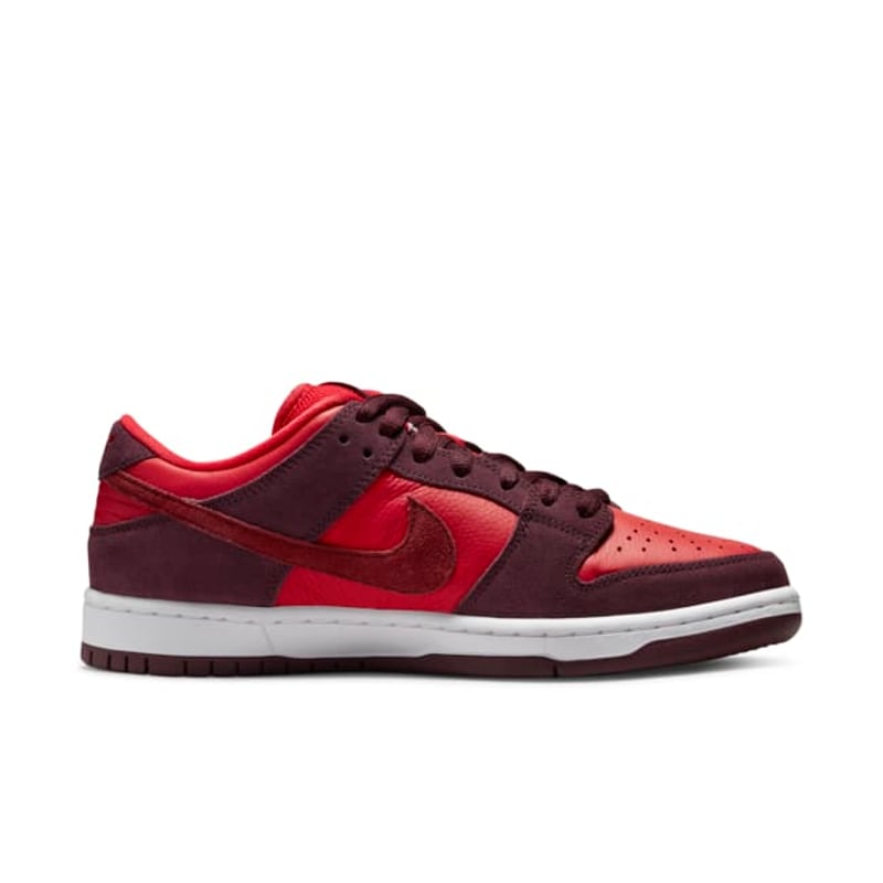 Nike SB Dunk Low Pro DM0807-600 03