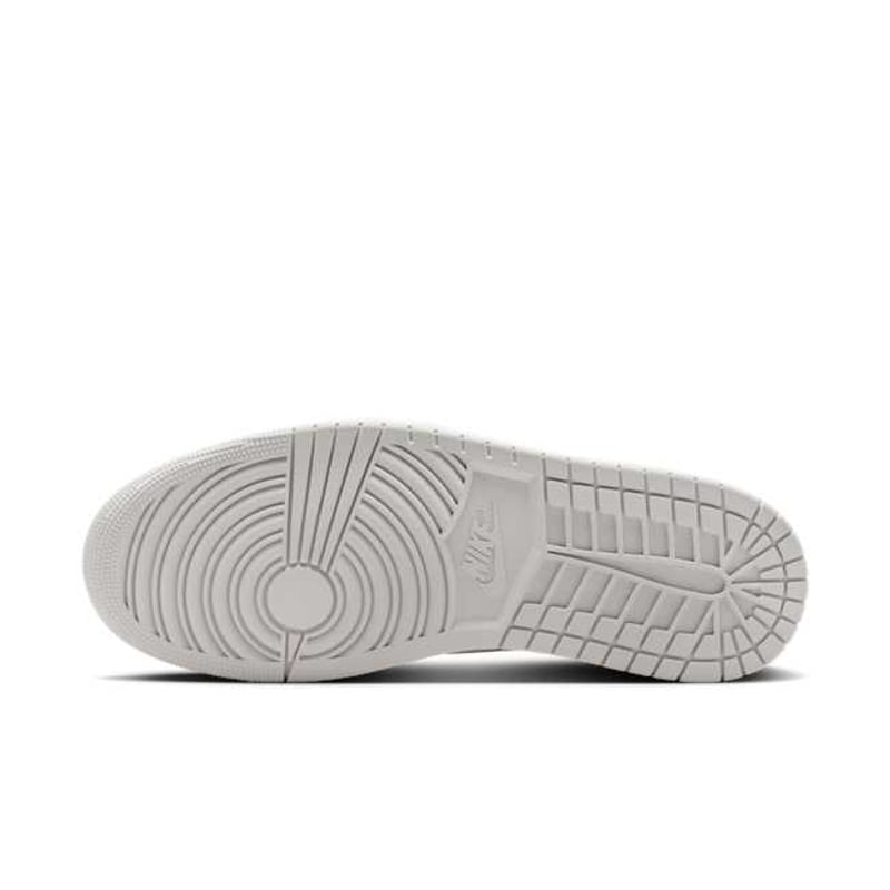 Jordan 1 Low OG CZ0790-002 02