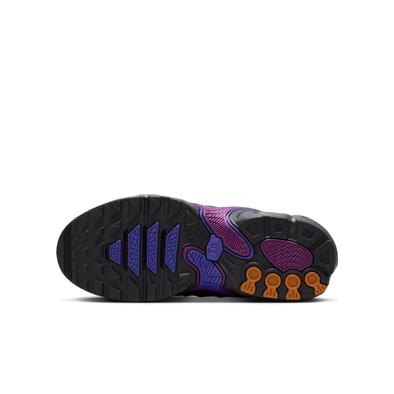 Nike Air Max Plus Drift FV5921-001 02