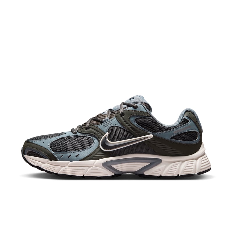 Sneakersy Nike V5 RNR "Black & Newsprint" | Mezczyzni | Sportstyle | 01 | SPORTSHOWROOM