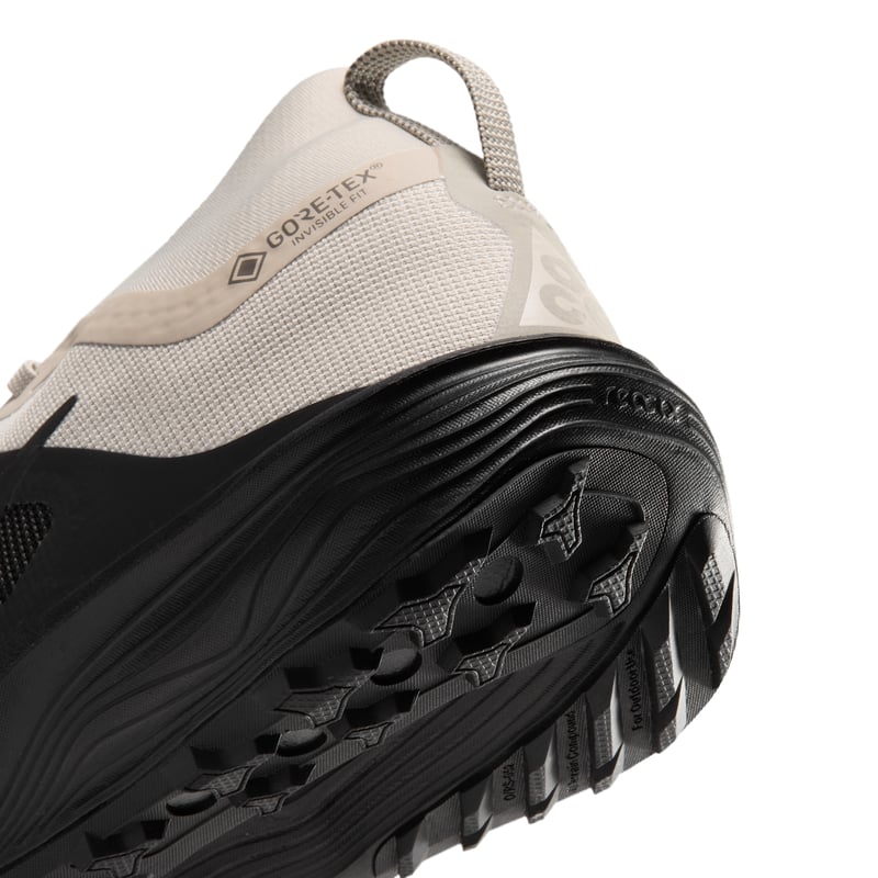 Nike ACG Pegasus GORE-TEX trailskor "Cream II & Black" | Kvinnor | Utomhus | 08 | SPORTSHOWROOM