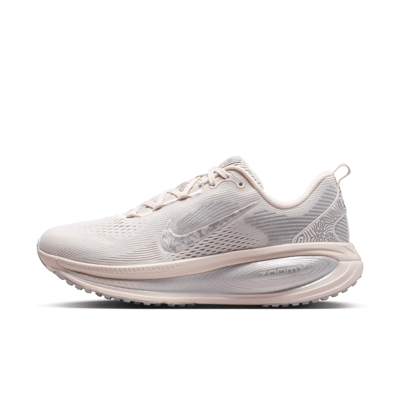 Bežecká obuv Nike Vomero 18 SE "Phantom & Grey Fog" | Ženy | Beh | 00 | SPORTSHOWROOM