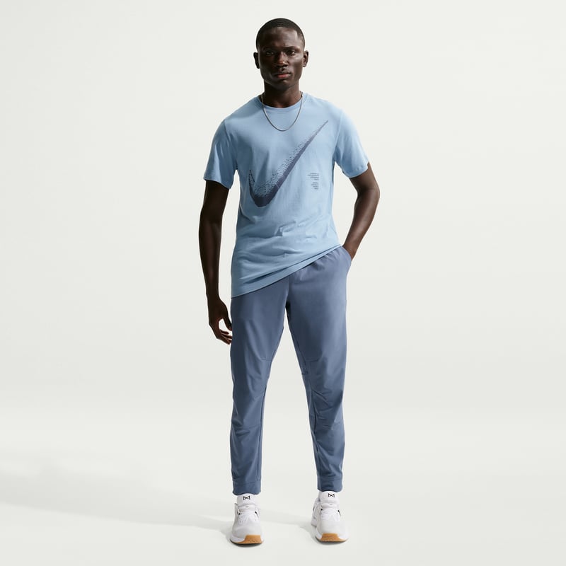 Nike Unlimited Dri-FIT Zip Cuff FB7548-491 01
